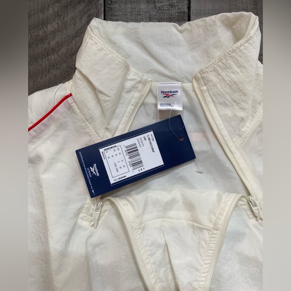 brand new reebok jacket - Picture 4 of 5